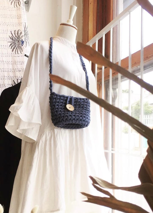 Itu T-shirt Yarn Sling Bag